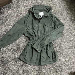Super cute army green jacket with cinched waist